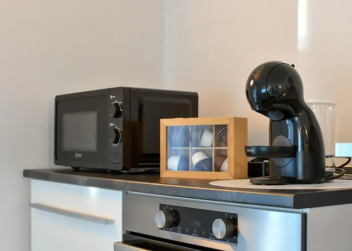 Piramida Kras * Komen