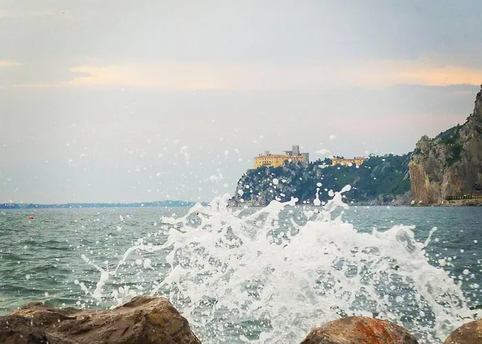 公寓 Piramida Kras Komen